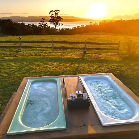 Farm Stay & Iconic Water Views - 32 Zachary Drive Mallacoota Exterior photo