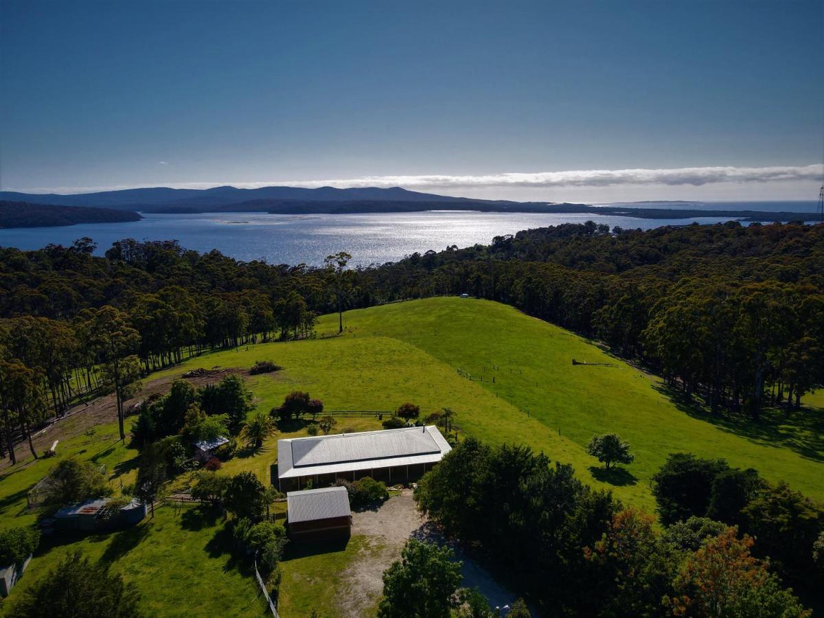 Farm & Iconic Water Views - 32 Zachary Drive Mallacoota