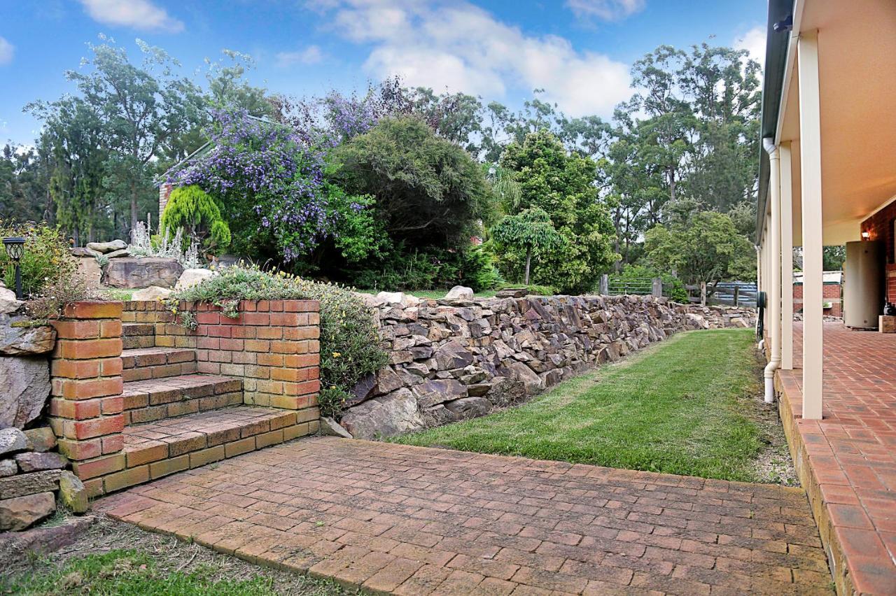 Farm & Iconic Water Views - 32 Zachary Drive Holiday home
